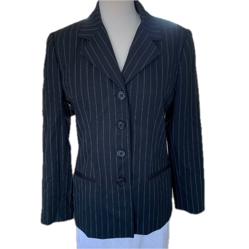 Jacqueline Ferrar Blazer Size 8 Pinstripe Black White Classic Fit